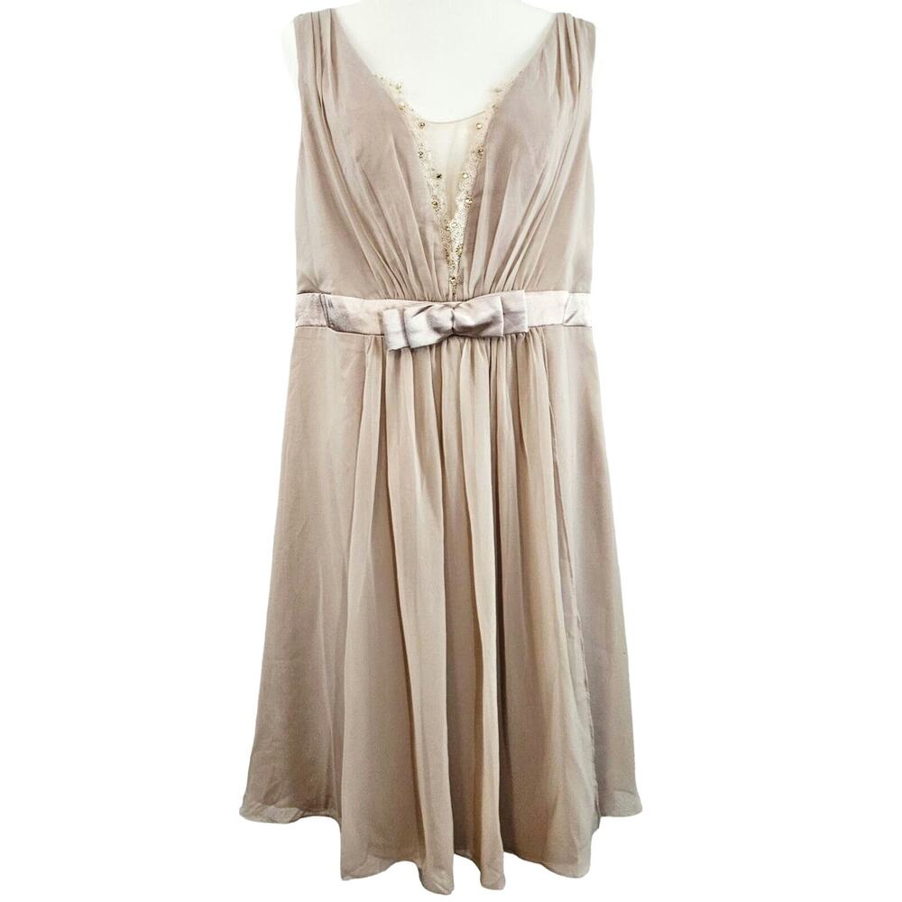 EUC Alisa Pan Rhinestone Detail Satin‎ Bowtie Waist Dress Sz. 14 Champagne